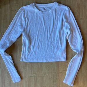 GAP Women's White Long Sleeve Modern Crop Tee